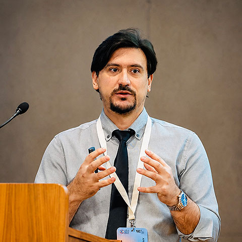 Caner Çeşmeci Dr. Öğr. Üyesi